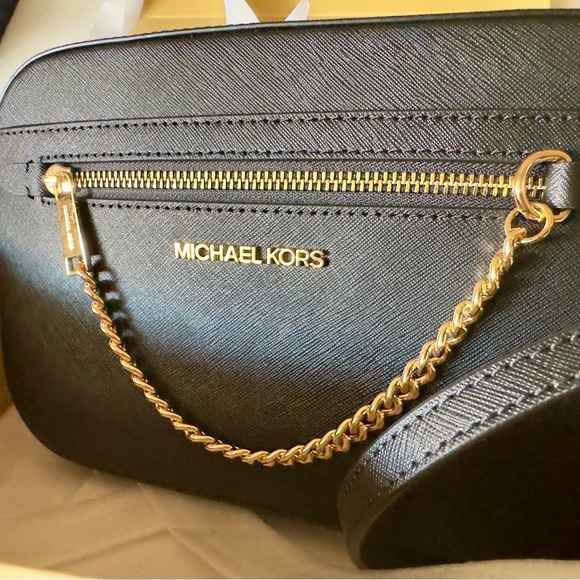 Michael Kors Large NEW Crossbody Black - Picture 9 of 12